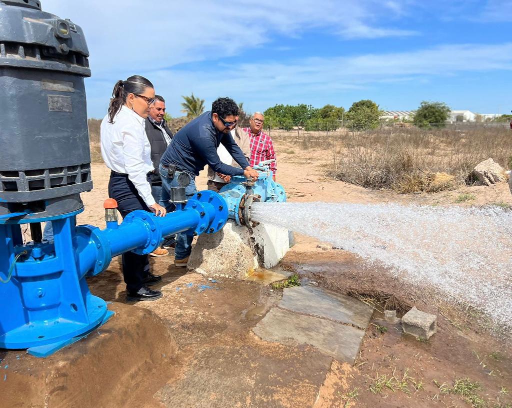 Presidenta Municipal, Lic. Iliana Talamantes Higuera pone en funcionamiento pozo de agua potable